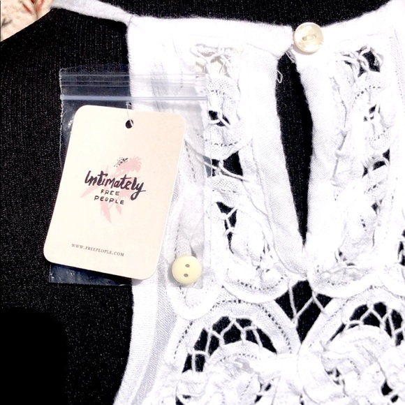 NEW FREE PEOPLE White 2pc Batenburg Lace Skirt Set - Picture 8 of 14